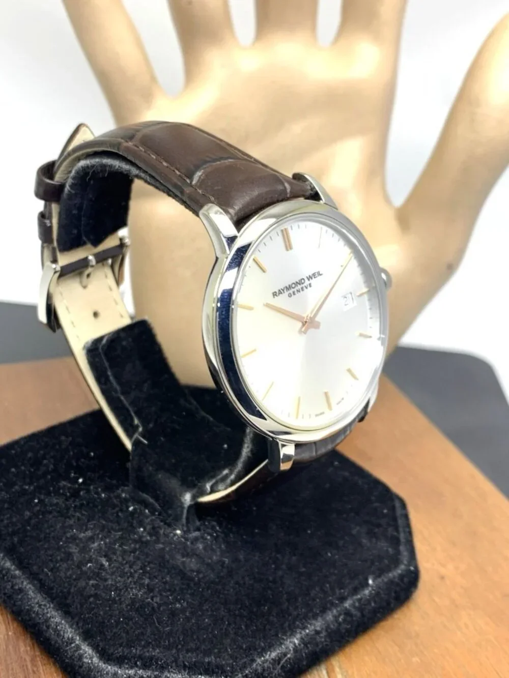 Raymond Weil Men's Watch 5485 Swiss Quartz Silver Dial Brown Leather Strap 39mm